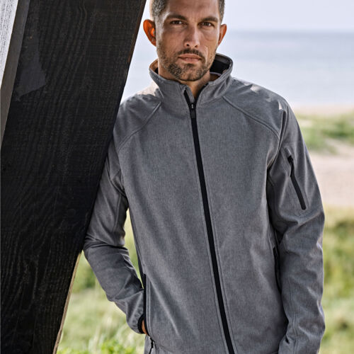 Men's Lightweight Performance Softshell Thumbnail