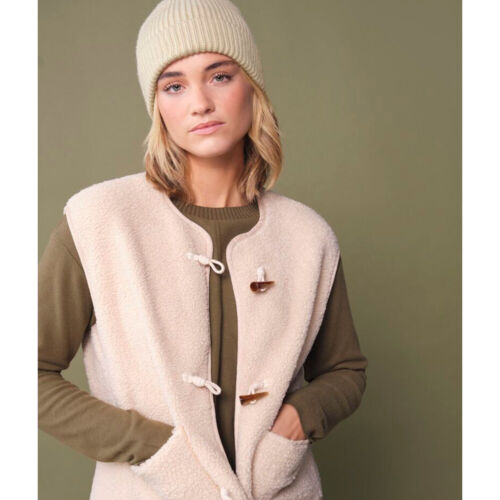 Engineered Knit Ribbed Beanie Thumbnail